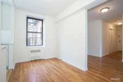 488 Ocean Pkwy #5E - Photo 1 of 1