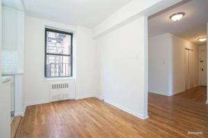 featured image of 488 Ocean Pkwy #5E