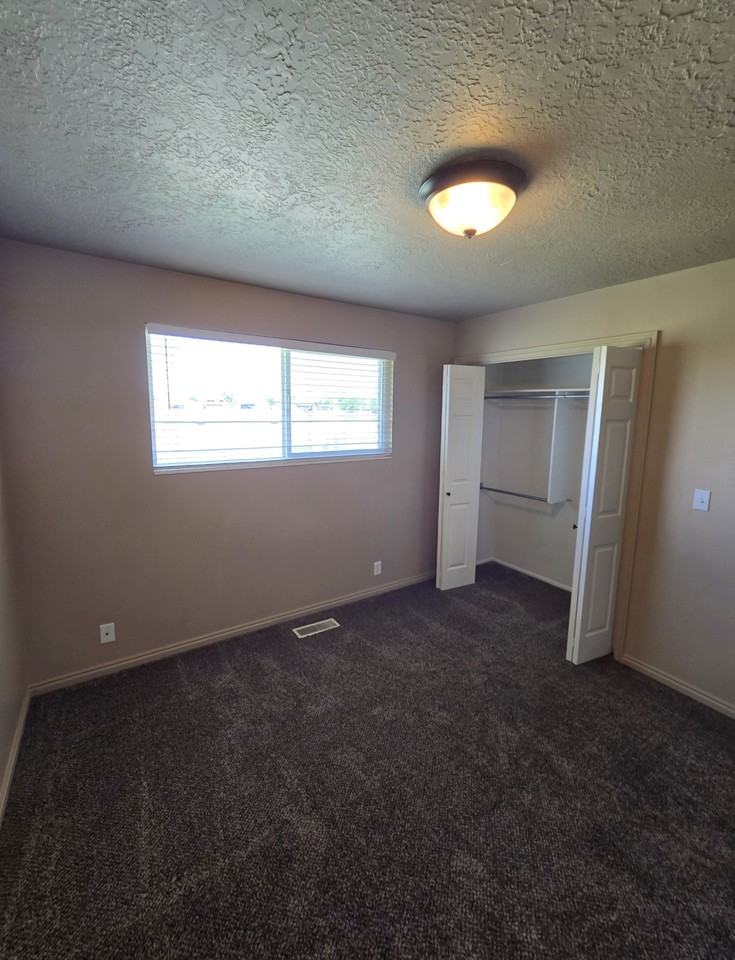 5024 Ws - Photo 3 of 6