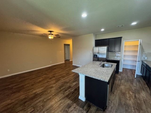 1054 Gaelic Dr - Photo 3 of 10