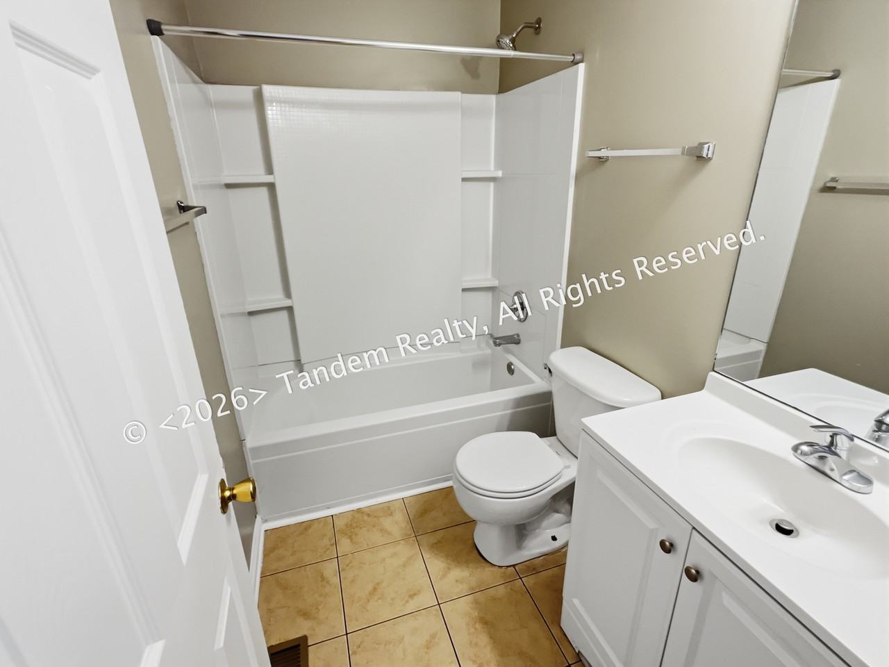 1525 Luton St - Photo 6 of 17