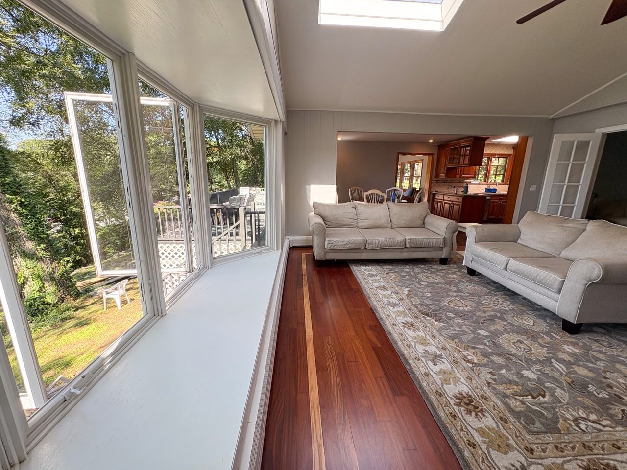 421 Hemlock Point Dr #NA - Photo 6 of 15