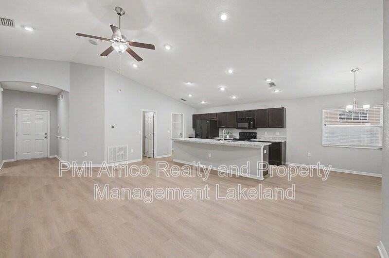 7918 Chestnut View Dr - Photo 5 of 27