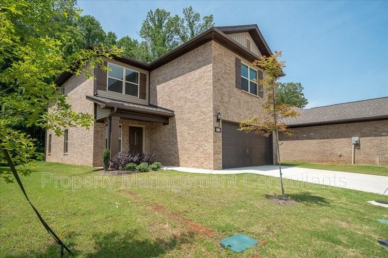 27982 Chalmers Cir - Photo 2 of 28
