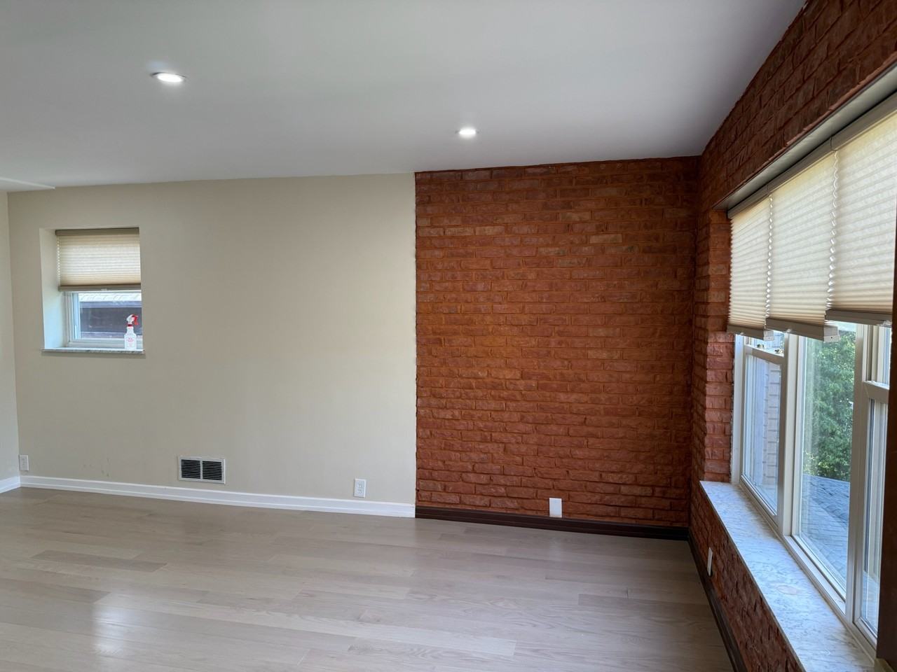 2327 Park Ave #3 - Photo 4 of 17