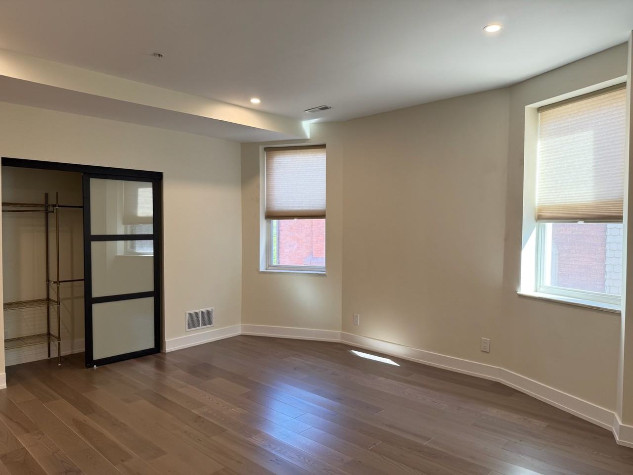2327 Park Ave #2 - Photo 6 of 17