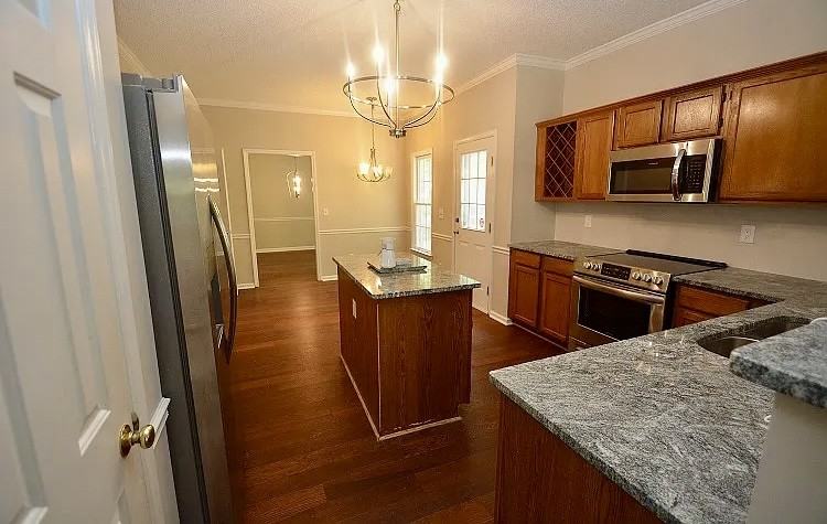 3406 Weatherby Dr #NA - Photo 4 of 17