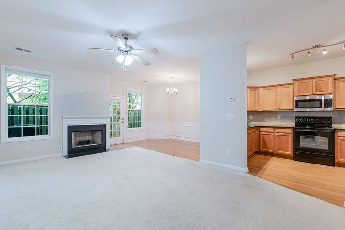3044 Bernauer Trce - Photo 7 of 29