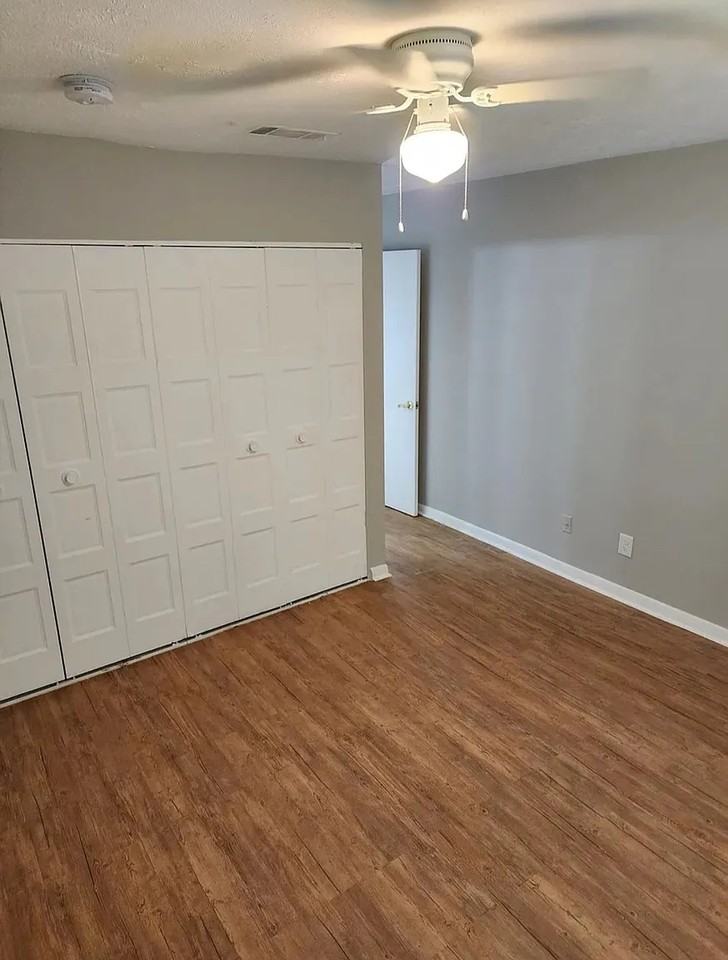 177 Governors Dr - Photo 2 of 9