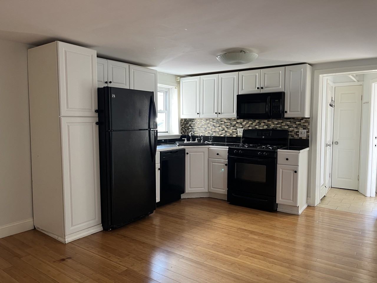 132 Larkin Street #1 - Photo 3 of 16