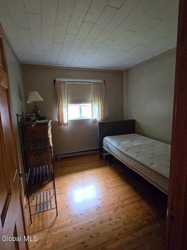 13 Lincoln Ln - Photo 6 of 8