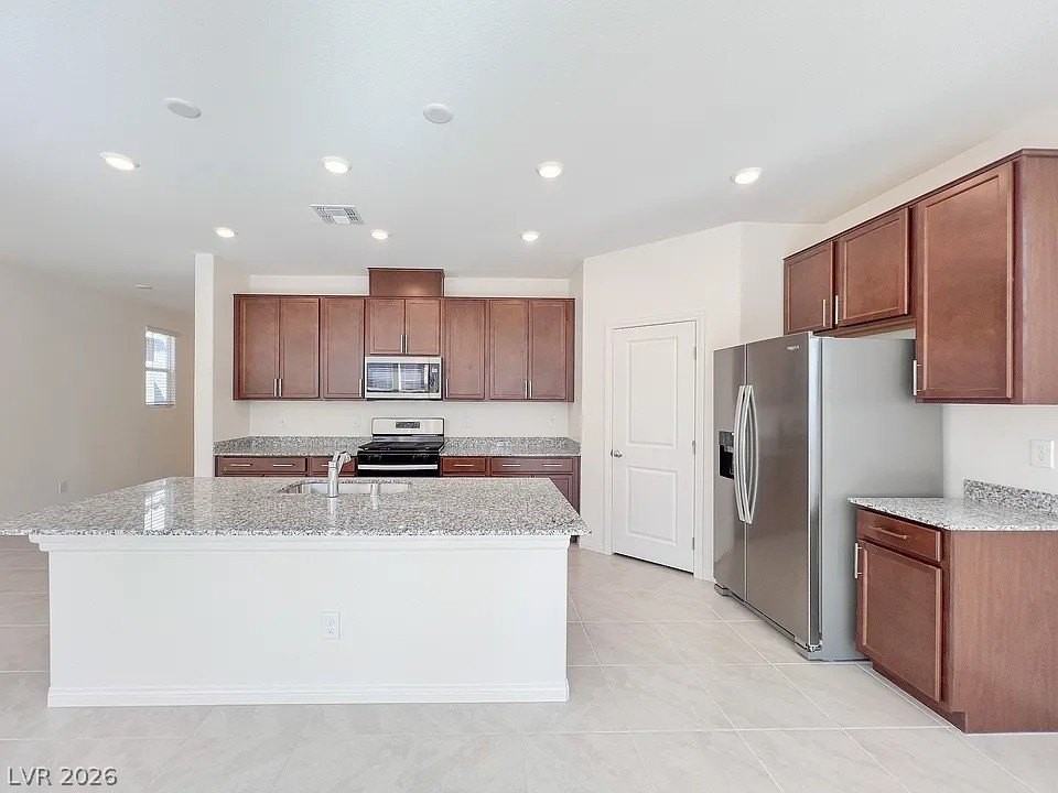 4185 Juniper Pear Ave - Photo 2 of 15