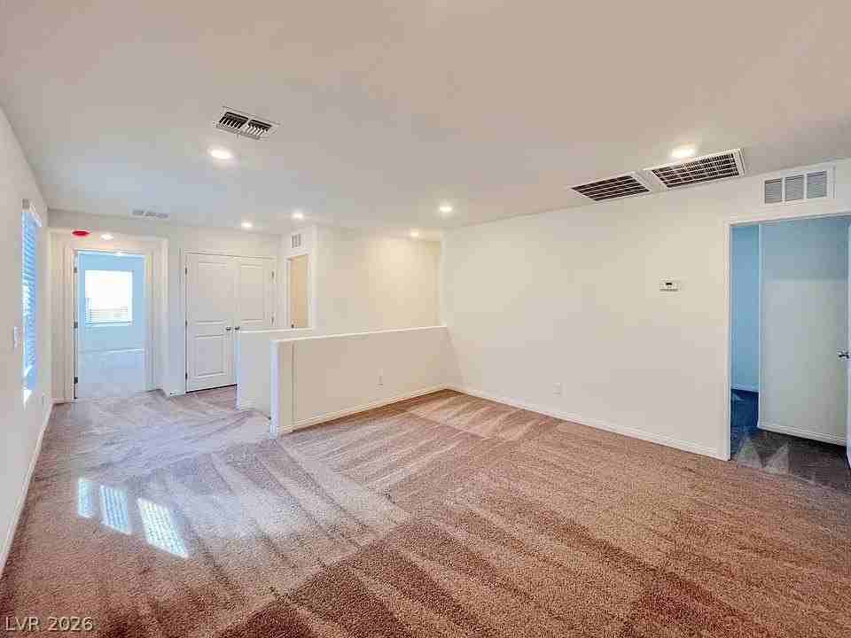 4185 Juniper Pear Ave - Photo 4 of 15