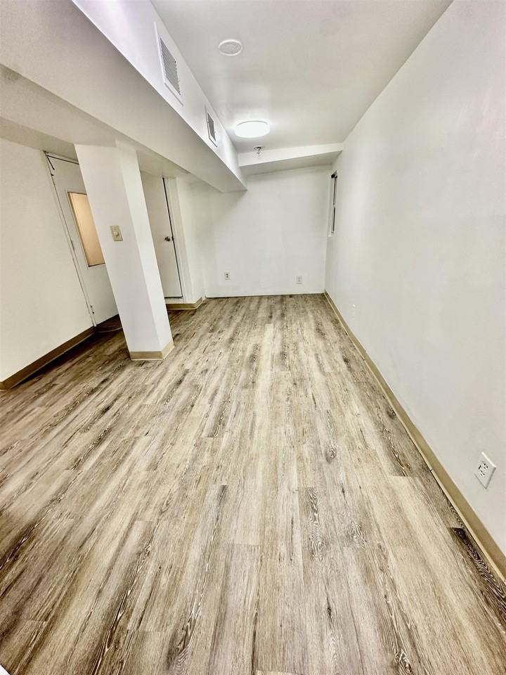 500 New York Ave - Photo 4 of 7