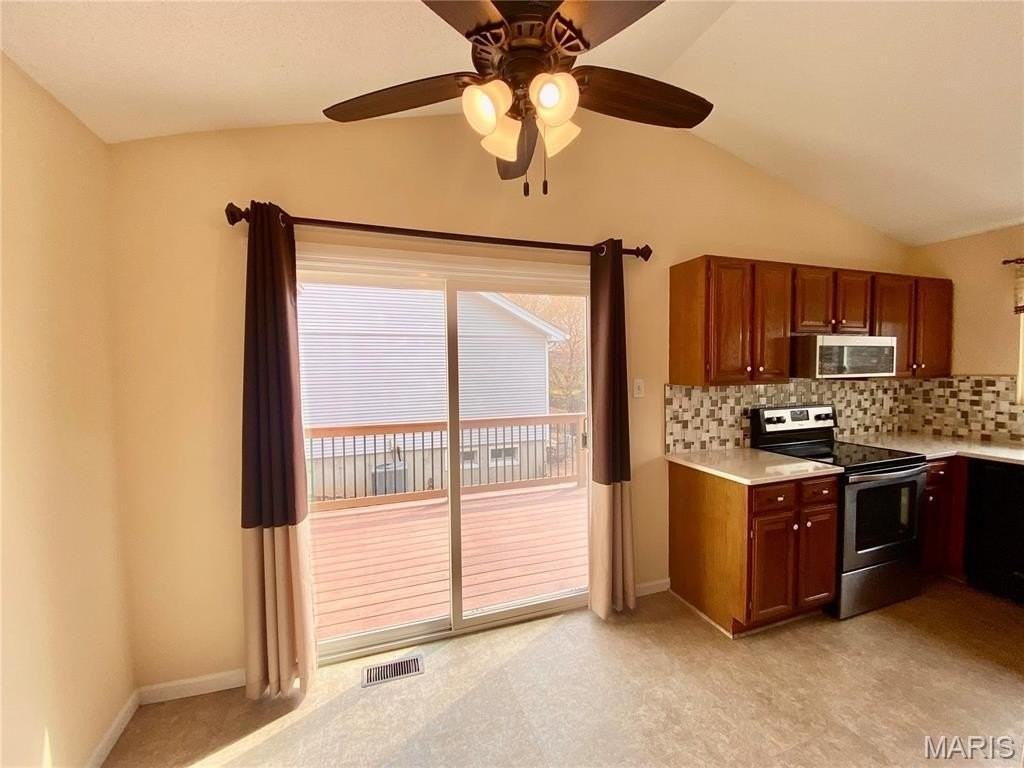 430 Brightfield Trl - Photo 4 of 27