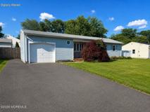 403 Simon Pl - Photo 1 of 1