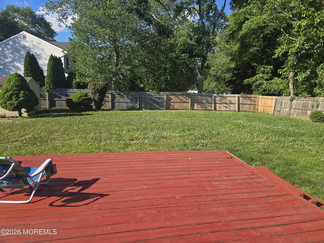 403 Simon Pl - Photo 3 of 3