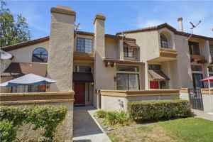 featured image of 24 Rock Cliff Pl