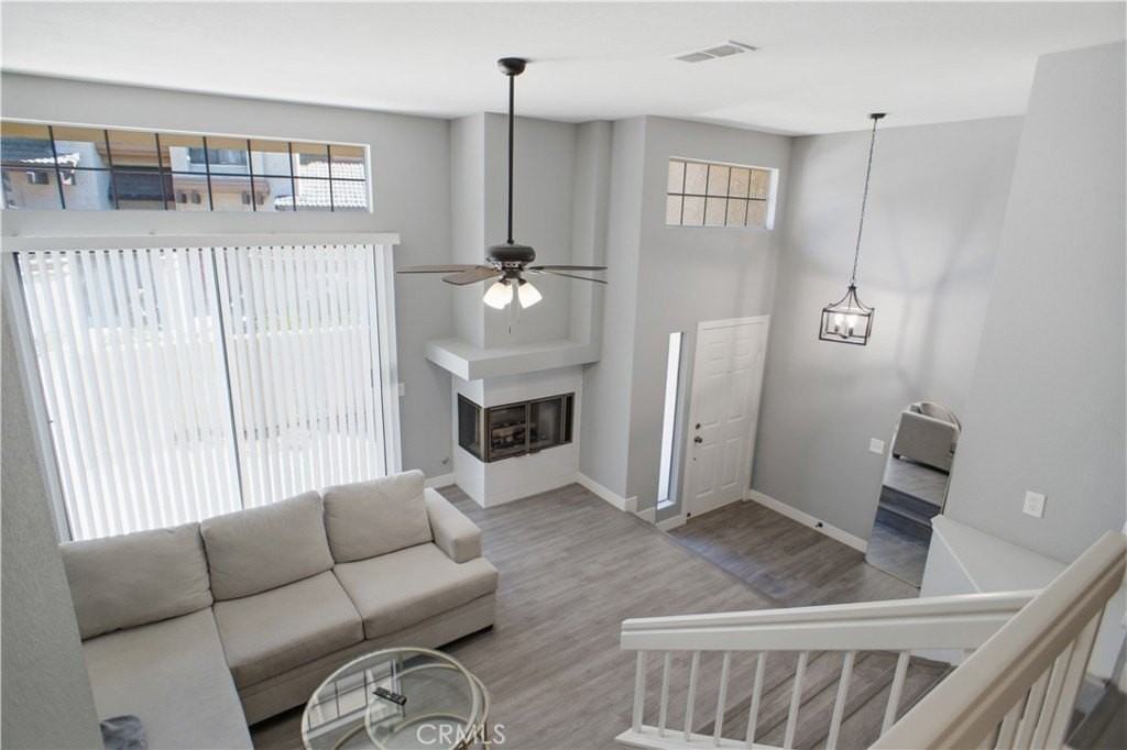 24 Rock Cliff Pl - Photo 2 of 24