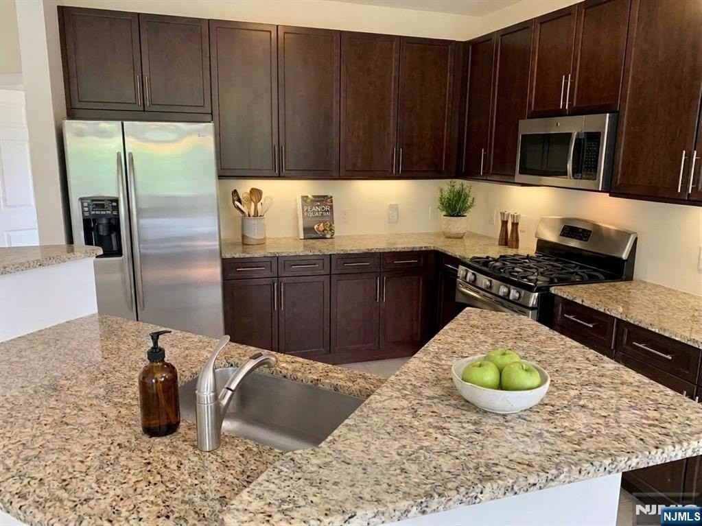 3325 Riverview Ave #325 - Photo 7 of 14