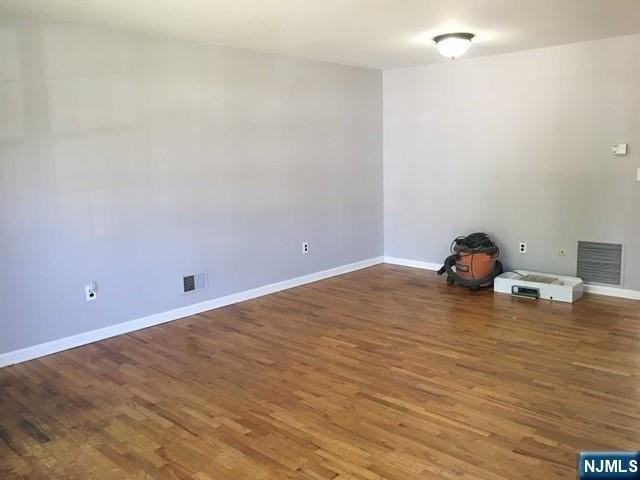54 Arch St - Photo 3 of 14