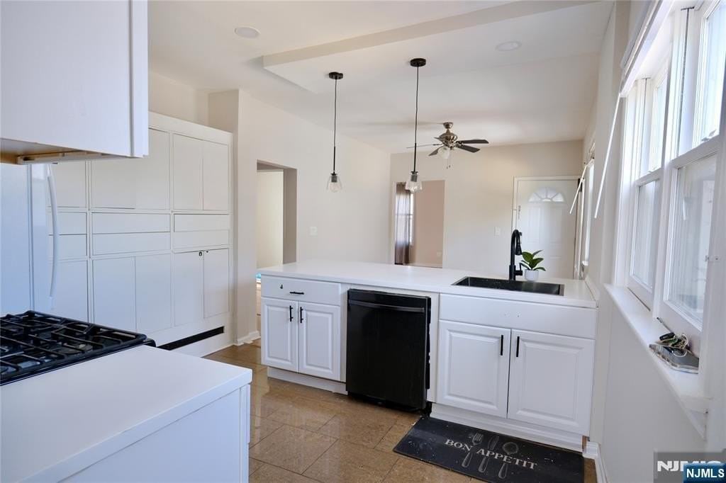 453 Teaneck Rd #2 - Photo 3 of 21