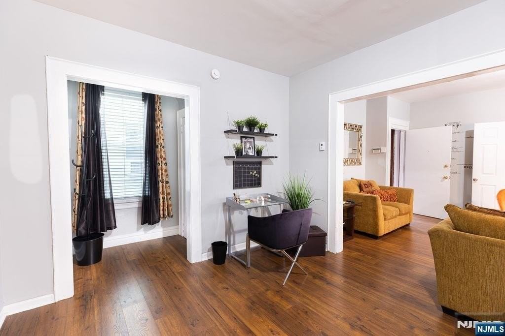 40 Harding Ter ## 42 - Photo 5 of 15