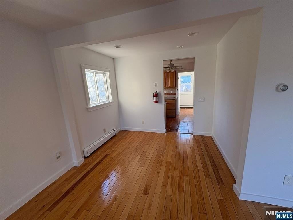 580 Chestnut Ave - Photo 2 of 10
