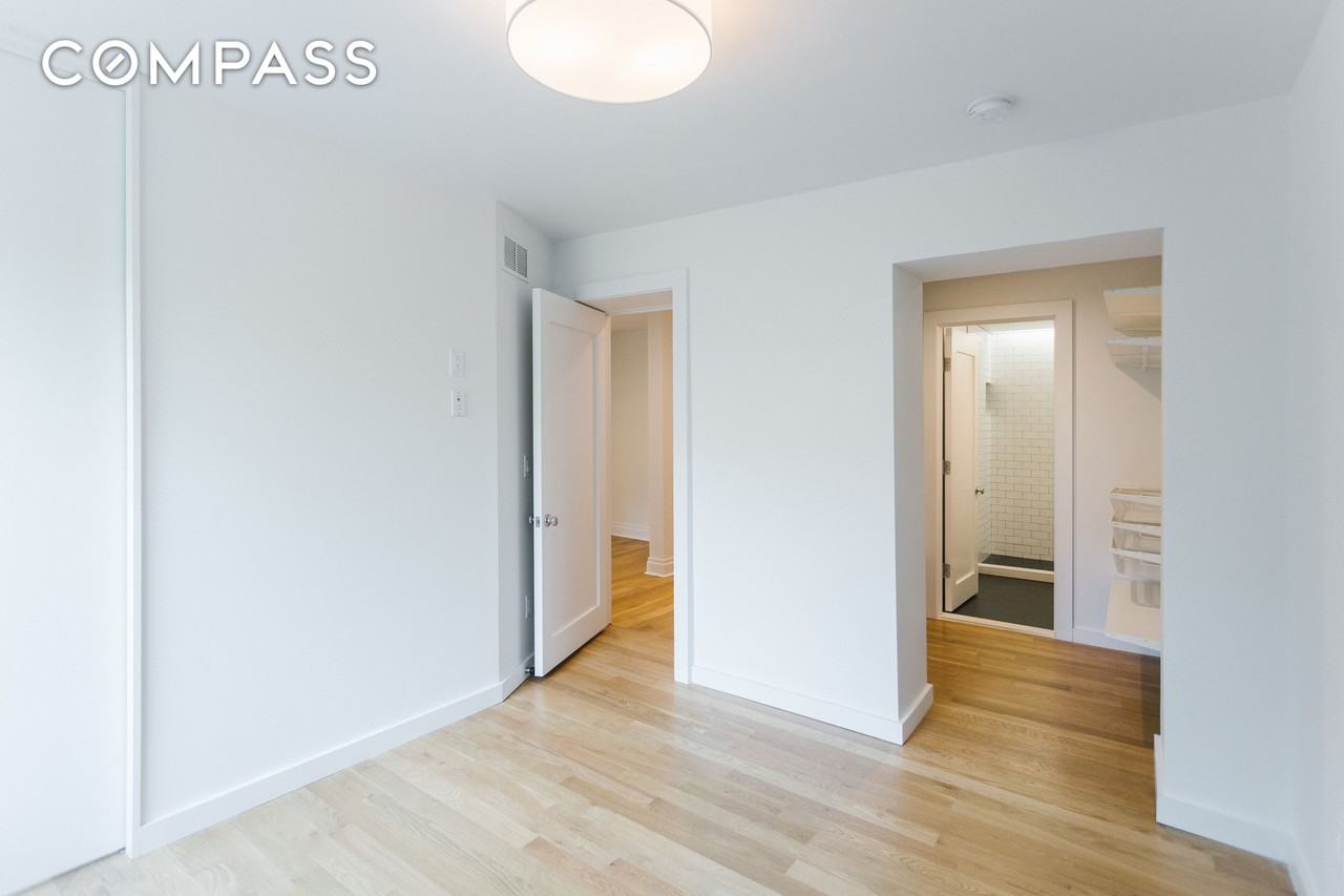 339 Hoyt St #A - Photo 7 of 19
