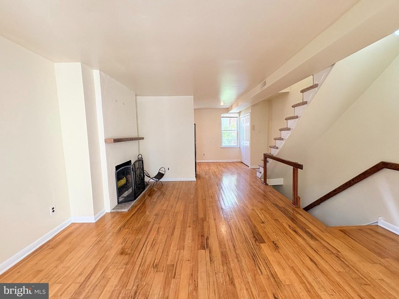 1512 Naudain St #2ndFL - Photo 3 of 18