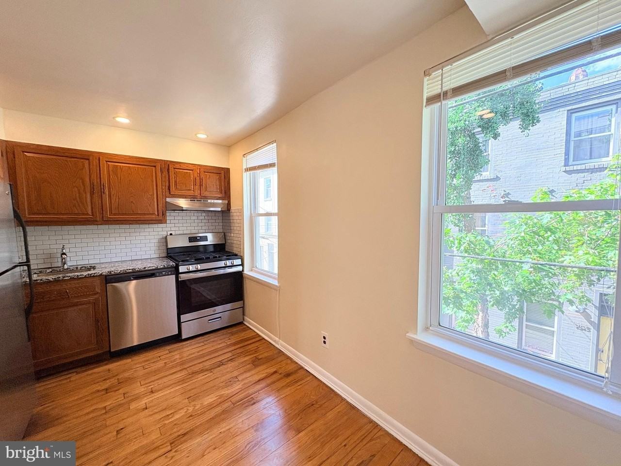 1512 Naudain St #2ndFL - Photo 7 of 18
