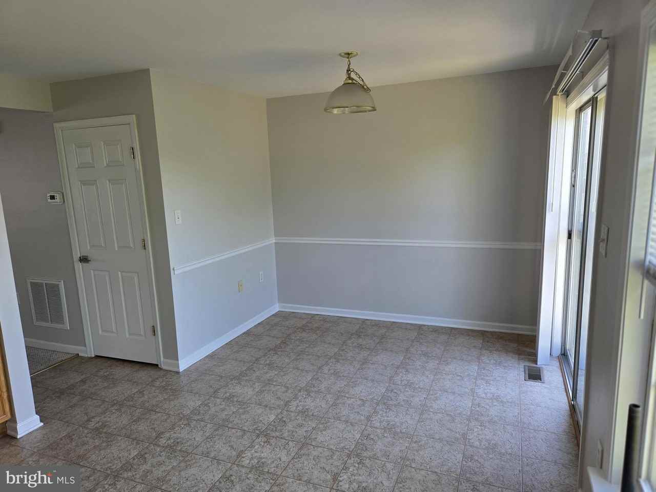 403 Hupps Hill Ct - Photo 7 of 21