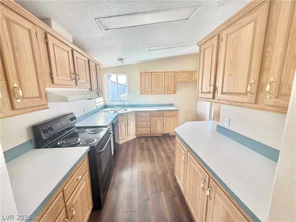 6450 Vicki Ann Rd - Photo 3 of 9