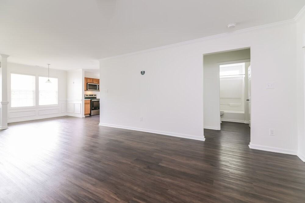 3600 Saguaro Ct - Photo 5 of 17