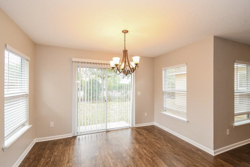 3859 Marsh Bluff Dr - Photo 5 of 16