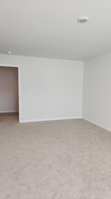 1667 Hallview Ct - Photo 2 of 28