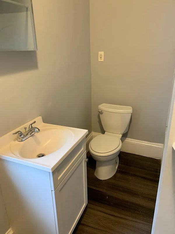 180 Williams St ##2 - Photo 5 of 11