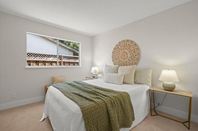 7631 Santa Paula Dr - Photo 4 of 20