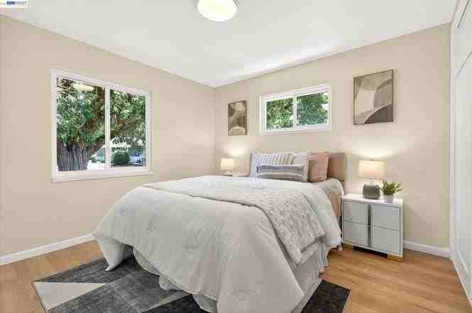 740 Harvard Dr - Photo 6 of 17
