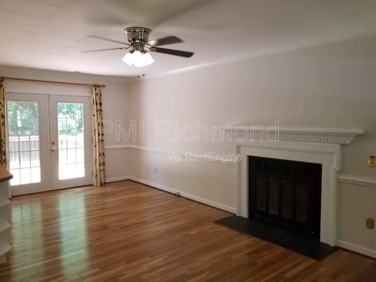 2504 Carriage Creek Ct - Photo 3 of 10