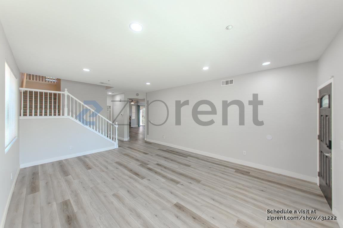 11113 Sassafras Ct - Photo 5 of 41