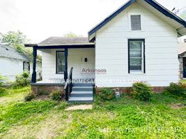 featured image of 1306 W 24th St
