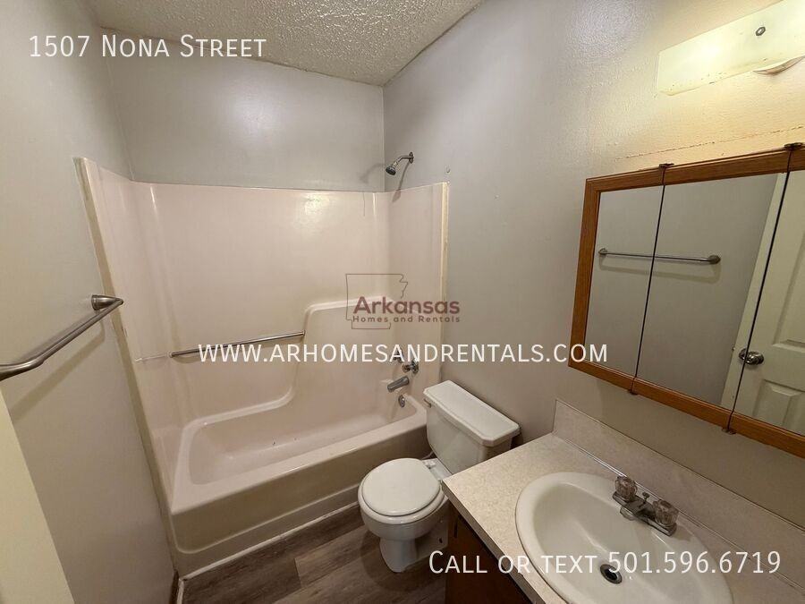 1507 Nona St - Photo 7 of 17