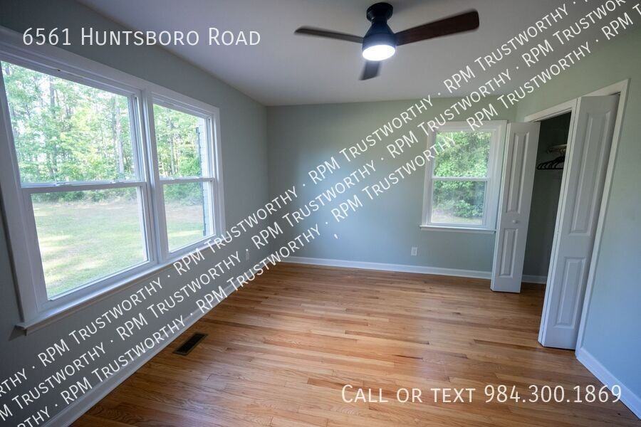 6561 Huntsboro Rd - Photo 2 of 50