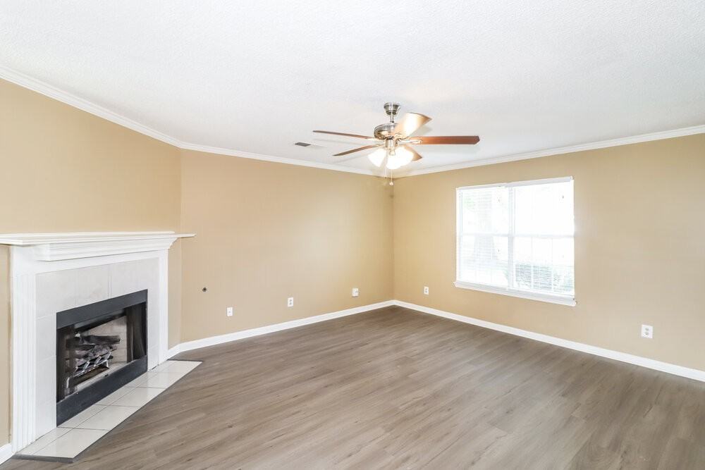 8900 Fulton Cv - Photo 5 of 17
