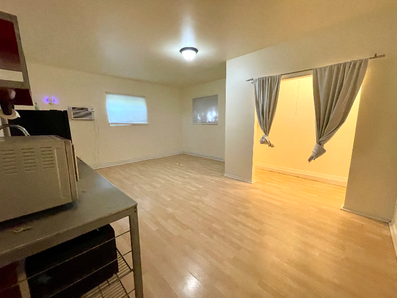 1770 Brigden Rd #B - Photo 3 of 10