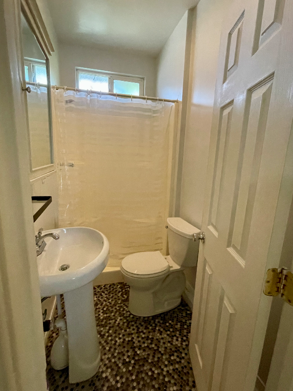1770 Brigden Rd #B - Photo 7 of 10