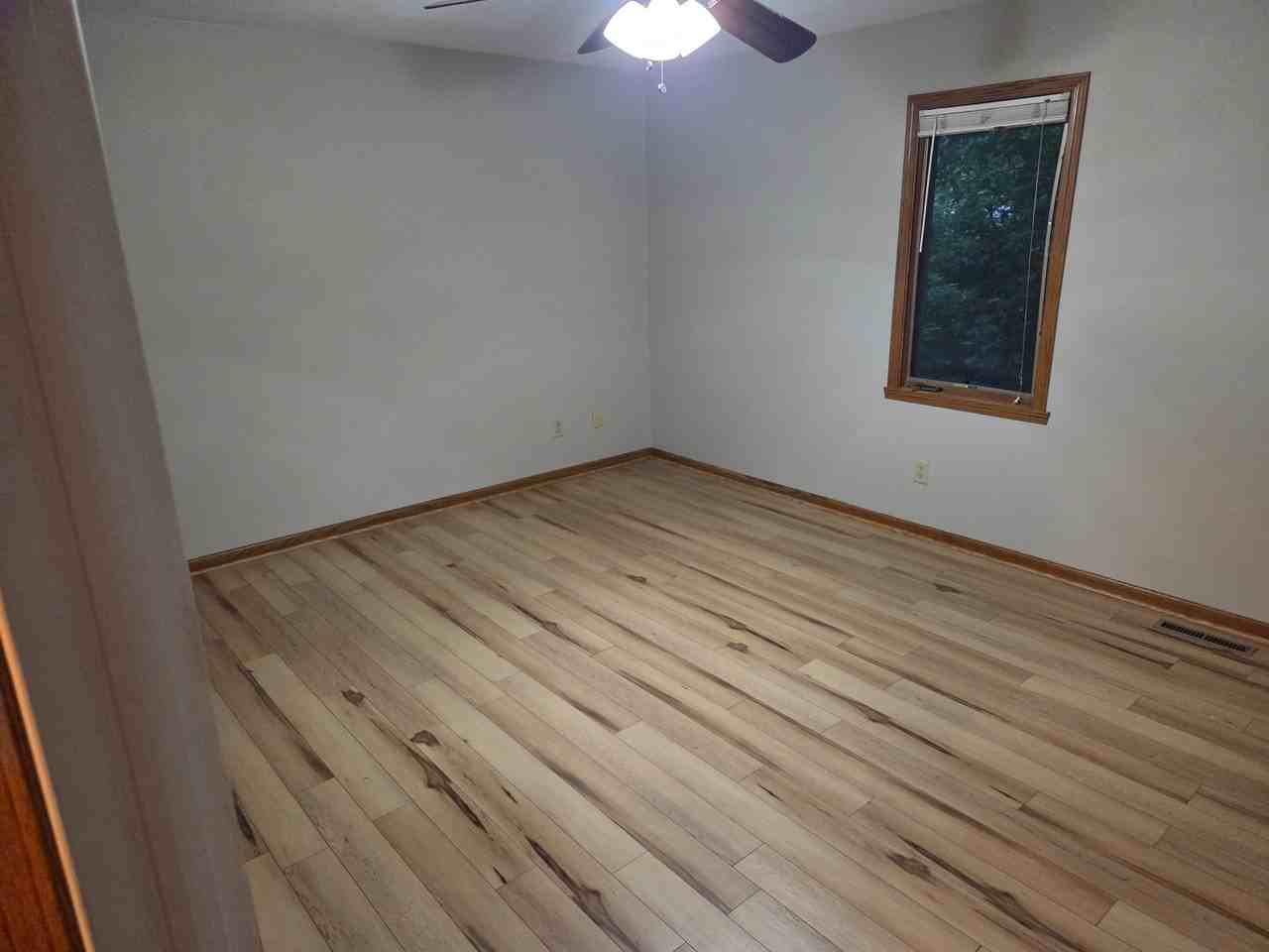 7335 Travertine Trl - Photo 7 of 10