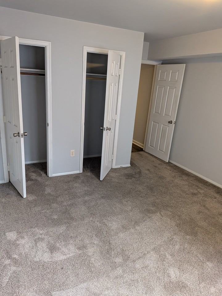 22024 Gloucester Ct #B5 - Photo 6 of 9