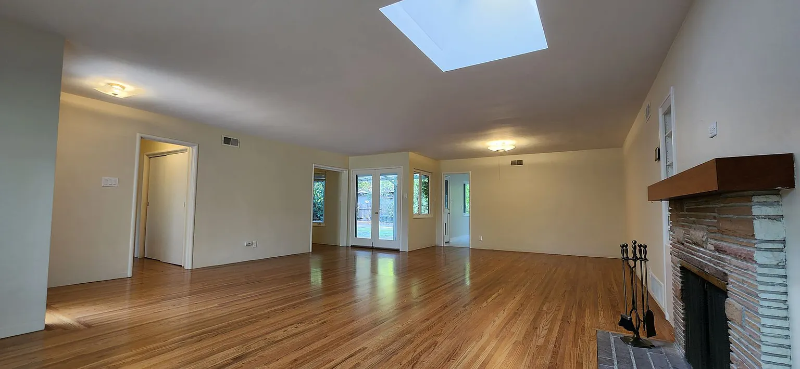 4088 Laguna Way - Photo 7 of 35